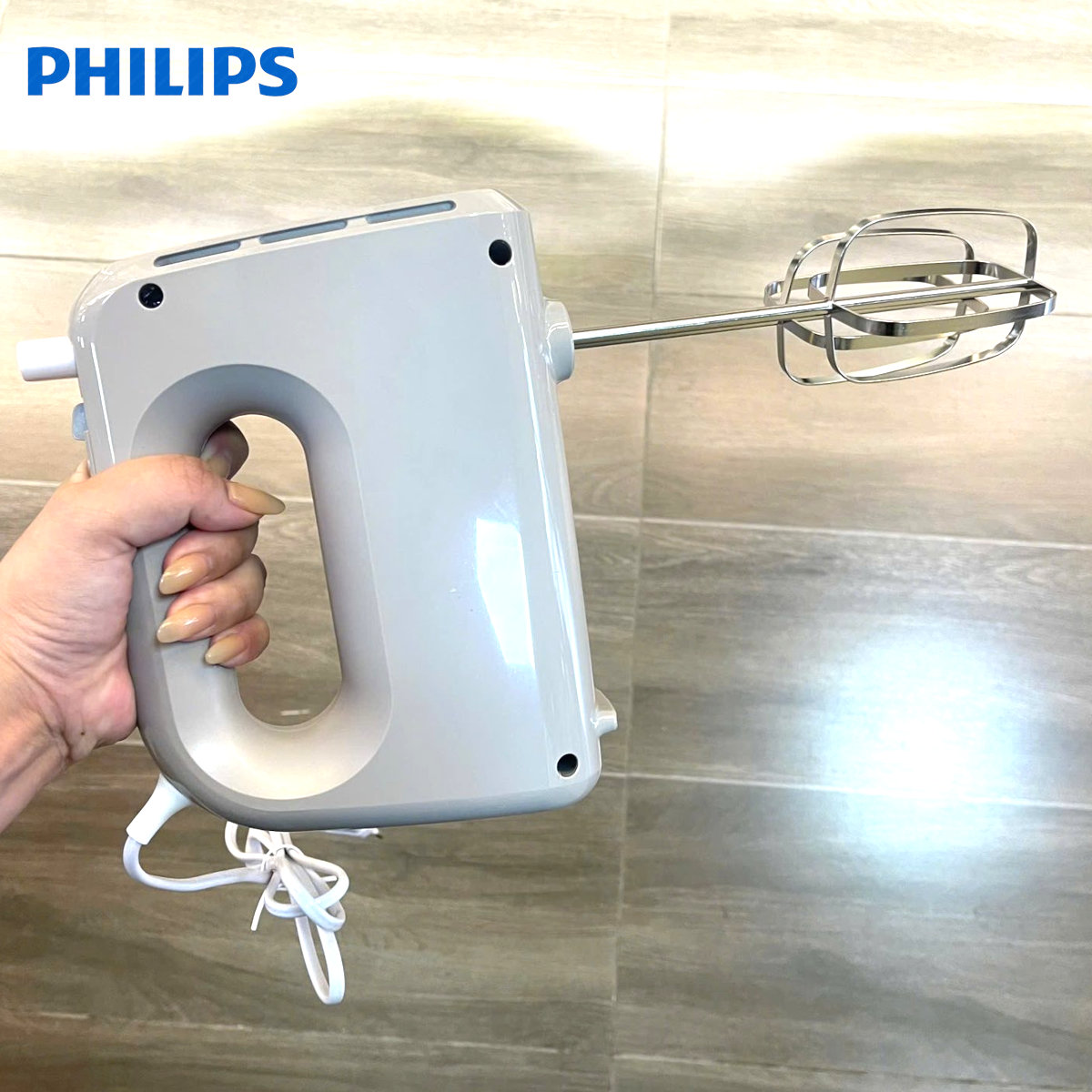 Máy đánh trứng cầm tay Philips HR3705/20 công suất 300W, bảo hành 2 năm - Hàng chính hãng