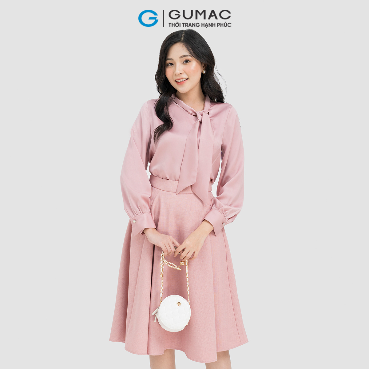 Áo kiểu phối nơ GUMAC AD04061