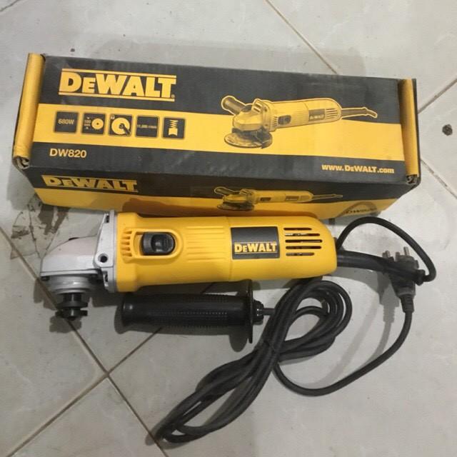 Máy mài góc 710W DEWALT DW820