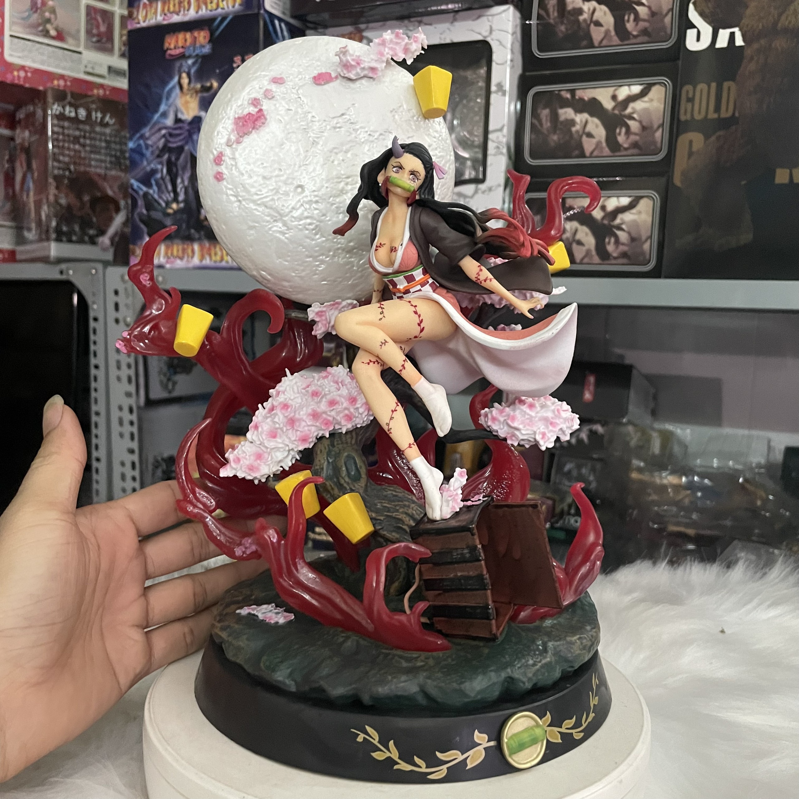 Mô hình Kamado Nezuko and Moon - Figure Nezuko Kimetsu no Yaiba