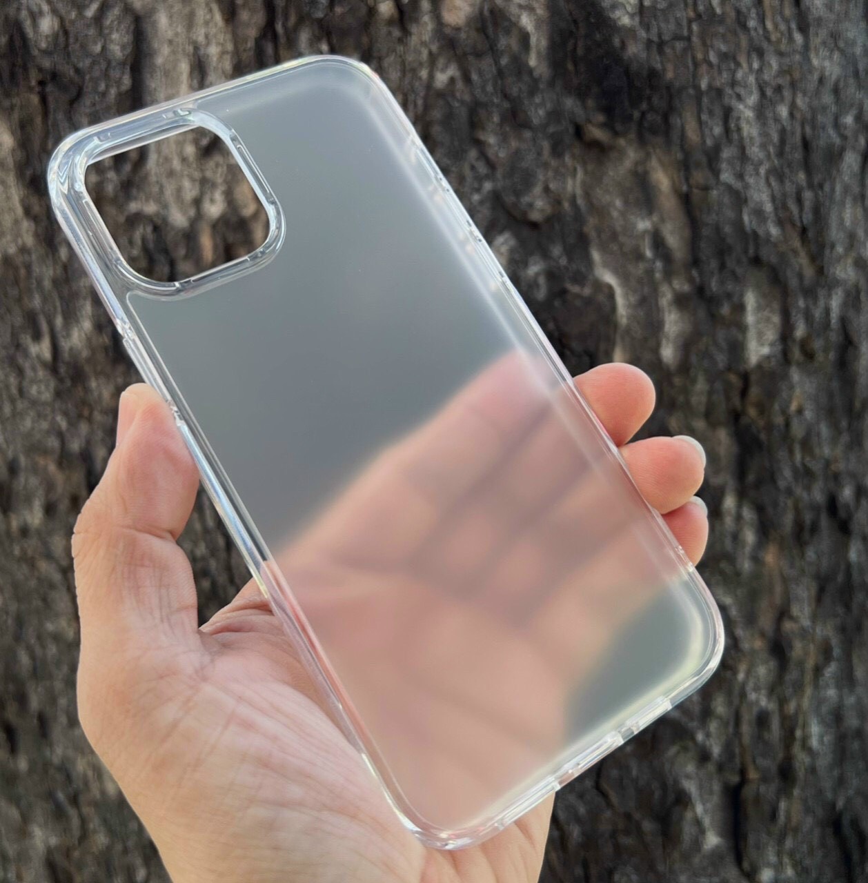 Ốp lưng Likgus trong nhám chống sốc không ố màu dành cho iPhone 13/ 13 Pro/ 13 Pro Max/12/12Pro/12 Pro Max