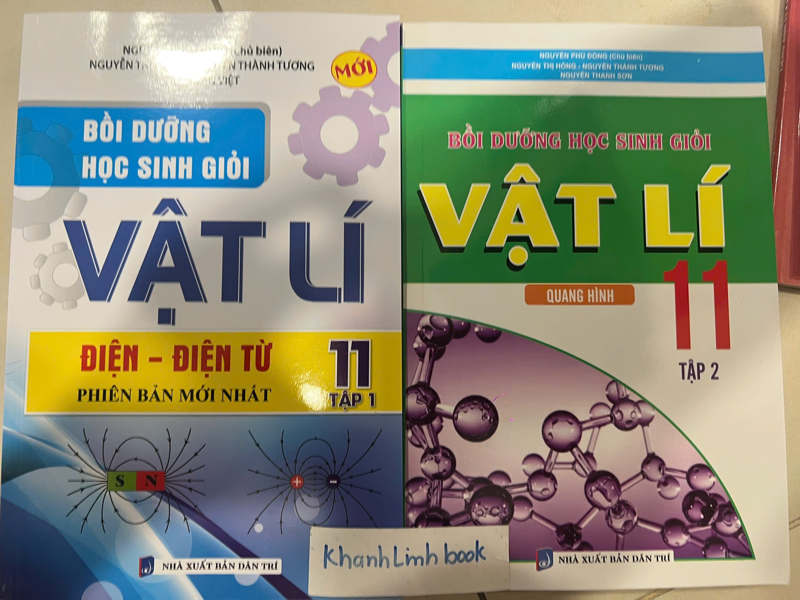 Sách - Bồi Dưỡng Học Sinh Giỏi Vật Lí 11 (tập 1 + tập 2)