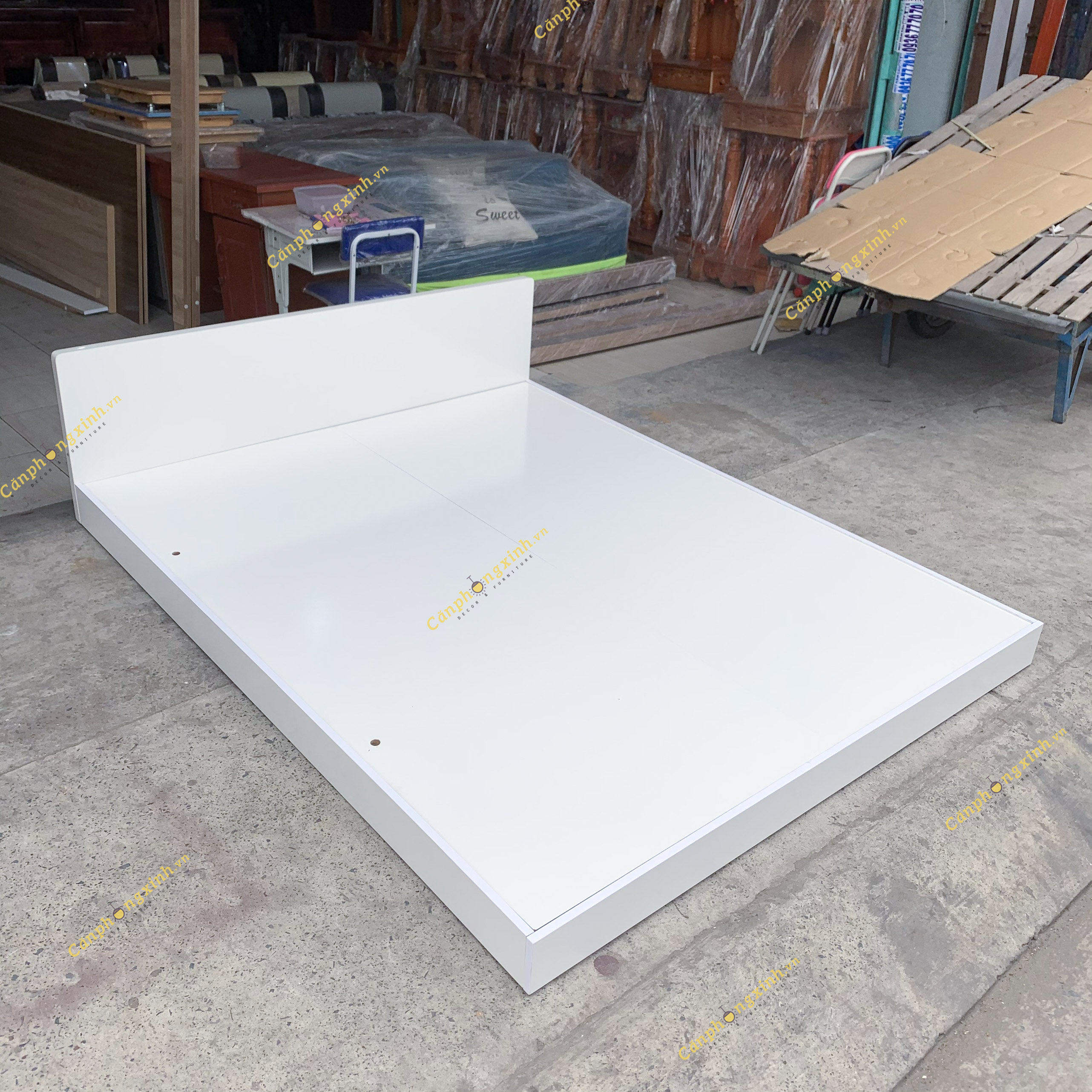 Giường ngủ bệt kiểu nhật, đầu giường bo tròn sang trọng MDF CPX-GB01