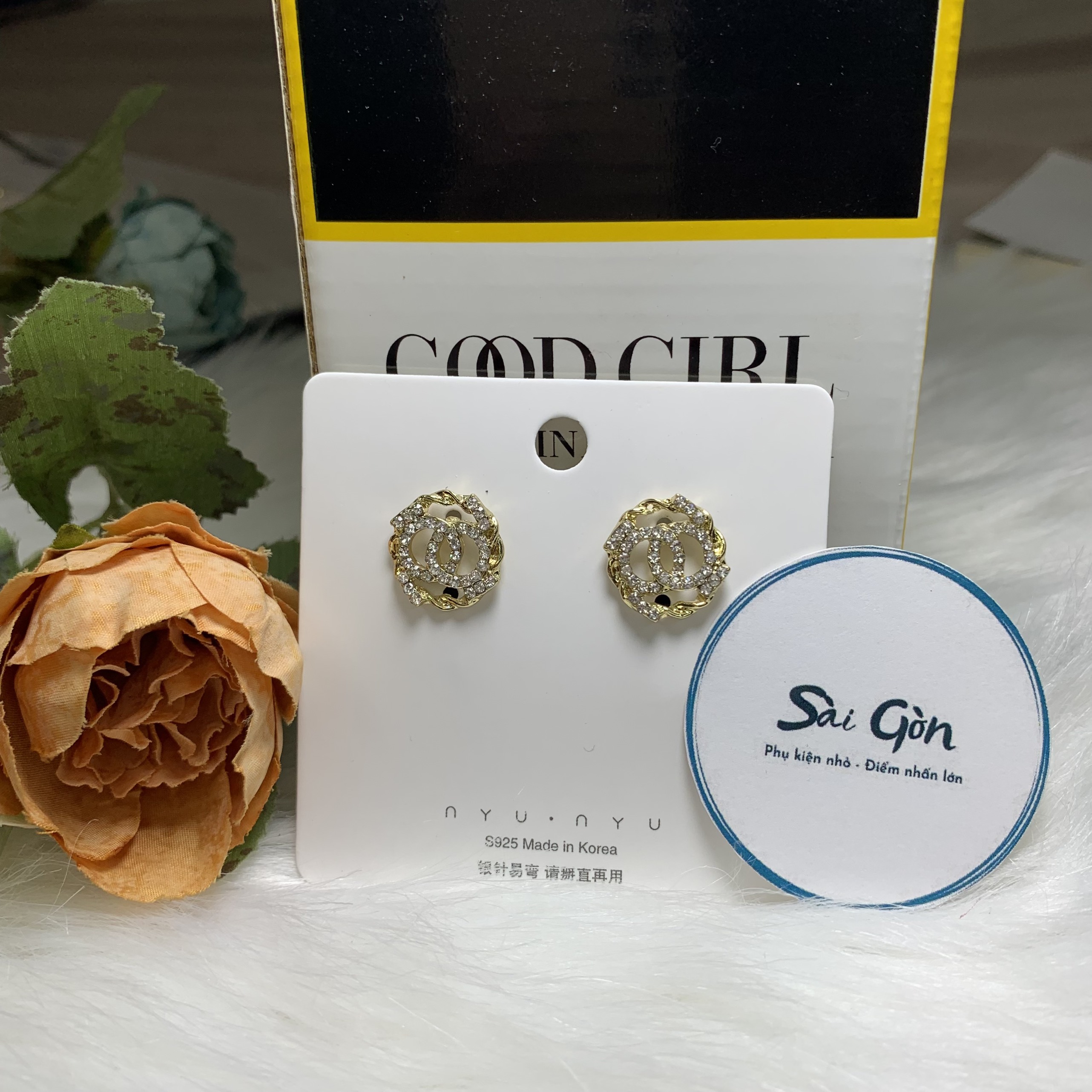 Bông tai đính đá phong cách cổ điển SAIGON ACCESSORY