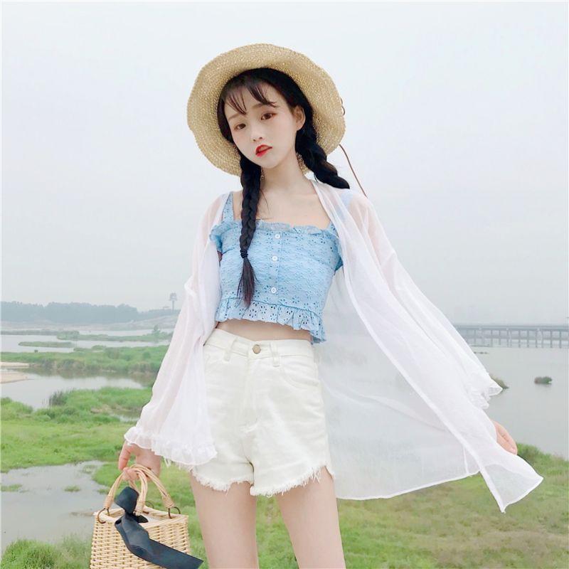 Áo khoác voan mỏng đi biển tay bèo
