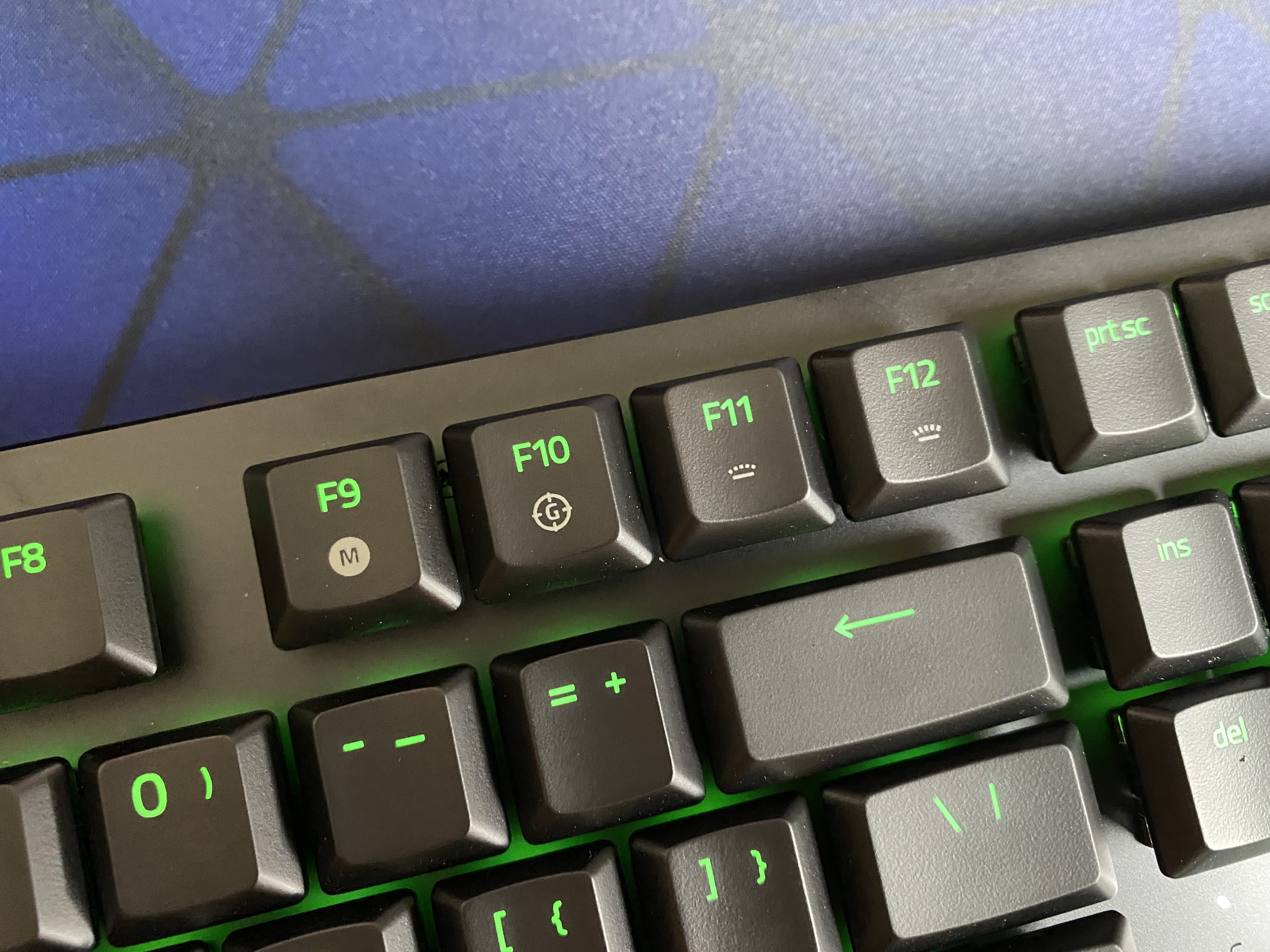 Bàn phím cơ quang học Razer DeathStalker V2 Pro/V2 Pro Tenkeyless V2 Low - Wireless Low Profile (Linear Red Switch)_Mới, hàng chính hãng