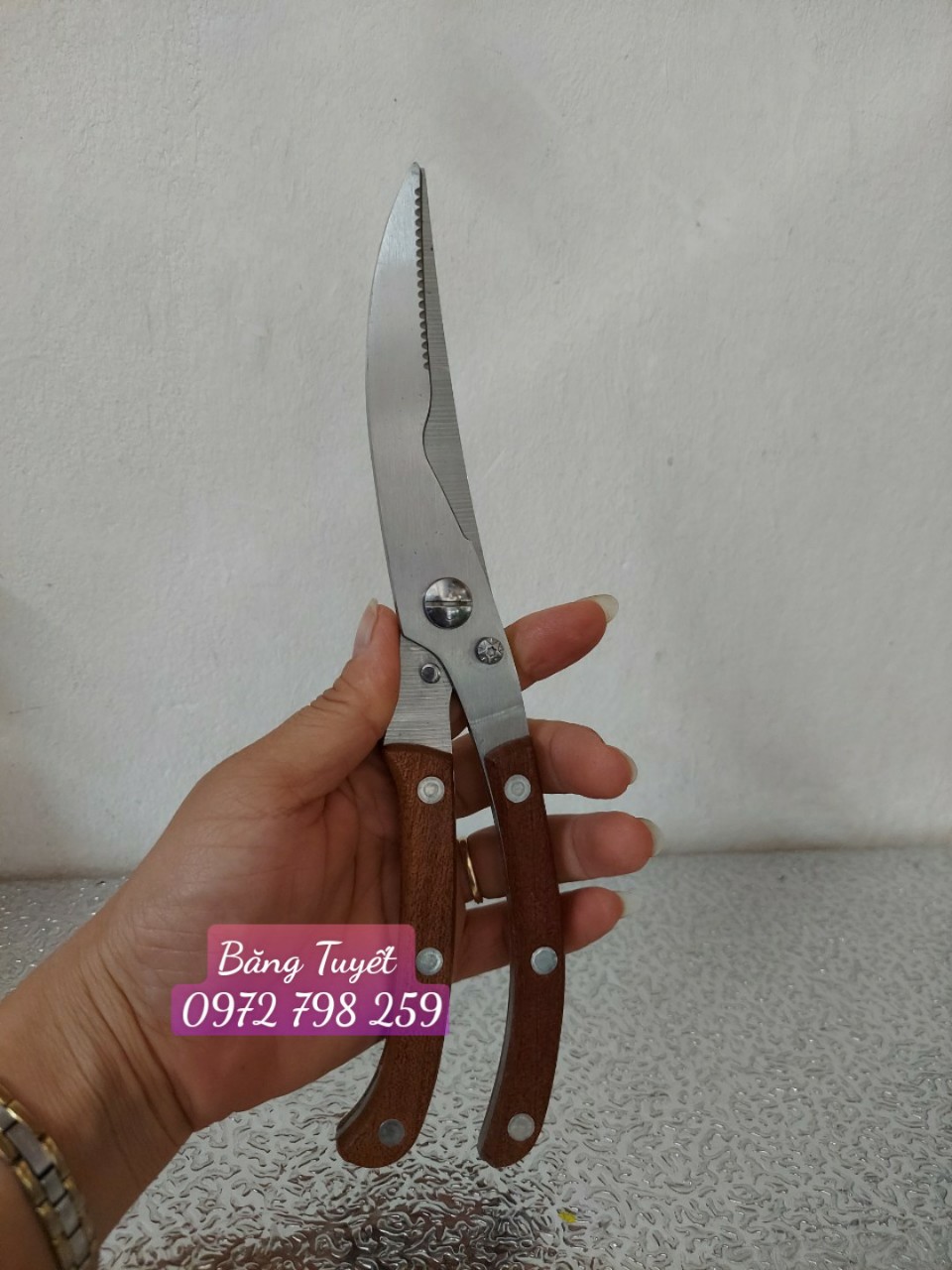 KÉO CẮT GÀ BẰNG THÉP CAO CẤP CÁN GỖ NHẬT BẢN CAO CẤP K16 –K18