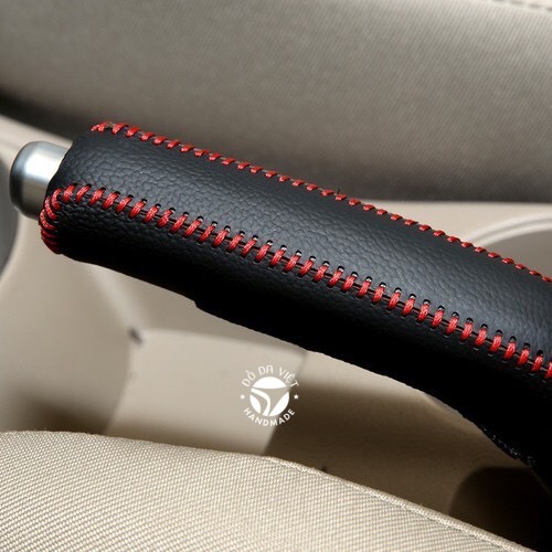 Bọc cần số phanh tay xe ô tô Mitsu XPANDER SỐ SÀN da bò thật 100%,