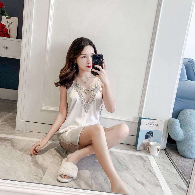 - Đầm ngủ 2 dây lụa phối ren ngực họa tiết trái tim dễ thương váy ngủ sexy xẻ tà đùi gợi cảm BIKI HOUSE N151