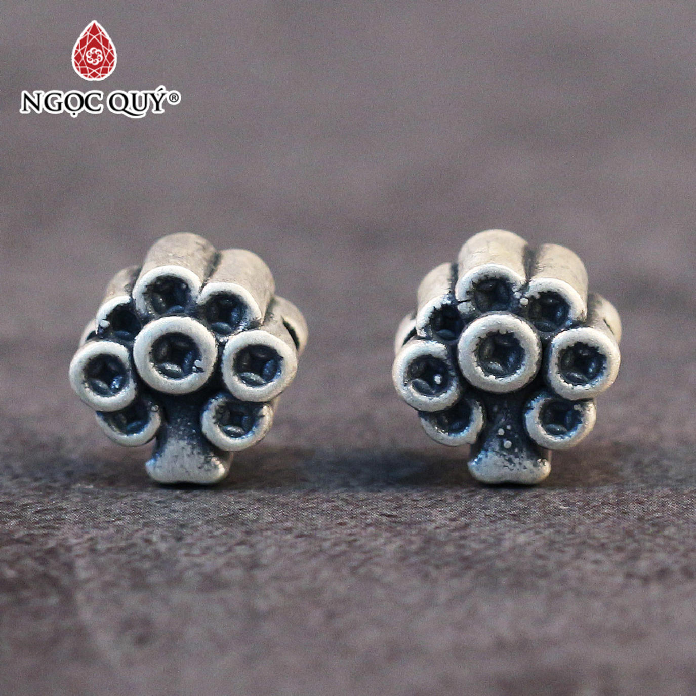 Charm xỏ ngang cây tài lộc - Ngọc Quý Gemstones