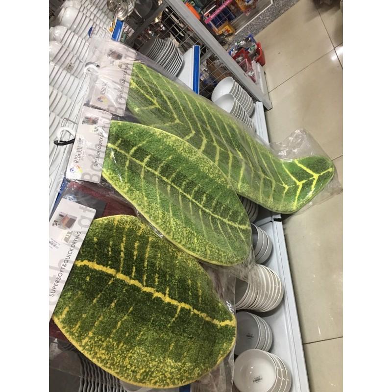 Thảm len chiếc lá