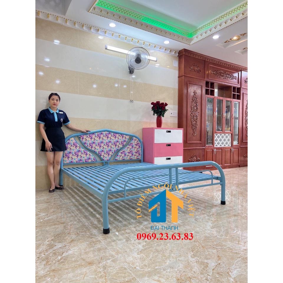 Giường sắt cao cấp 1m6 x 2m - Bảo hành 1 năm