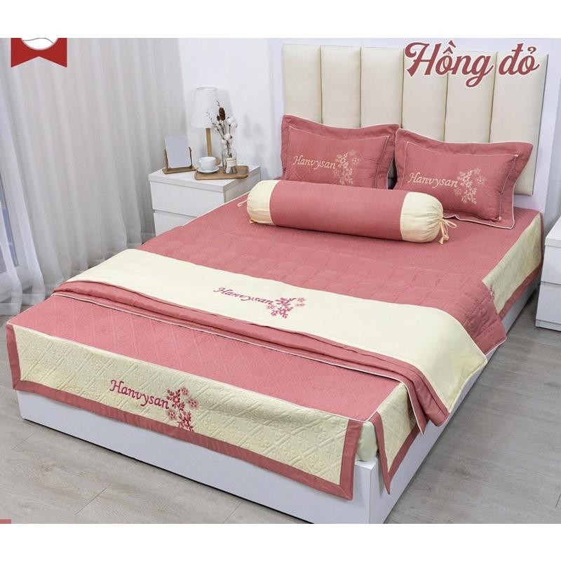 Set 3 món ga phủ và 2 vỏ gối cotton satin trần bông hàng màu thêu siêu đẹp