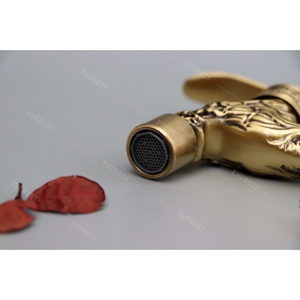Vòi hồ đồng cổ điển