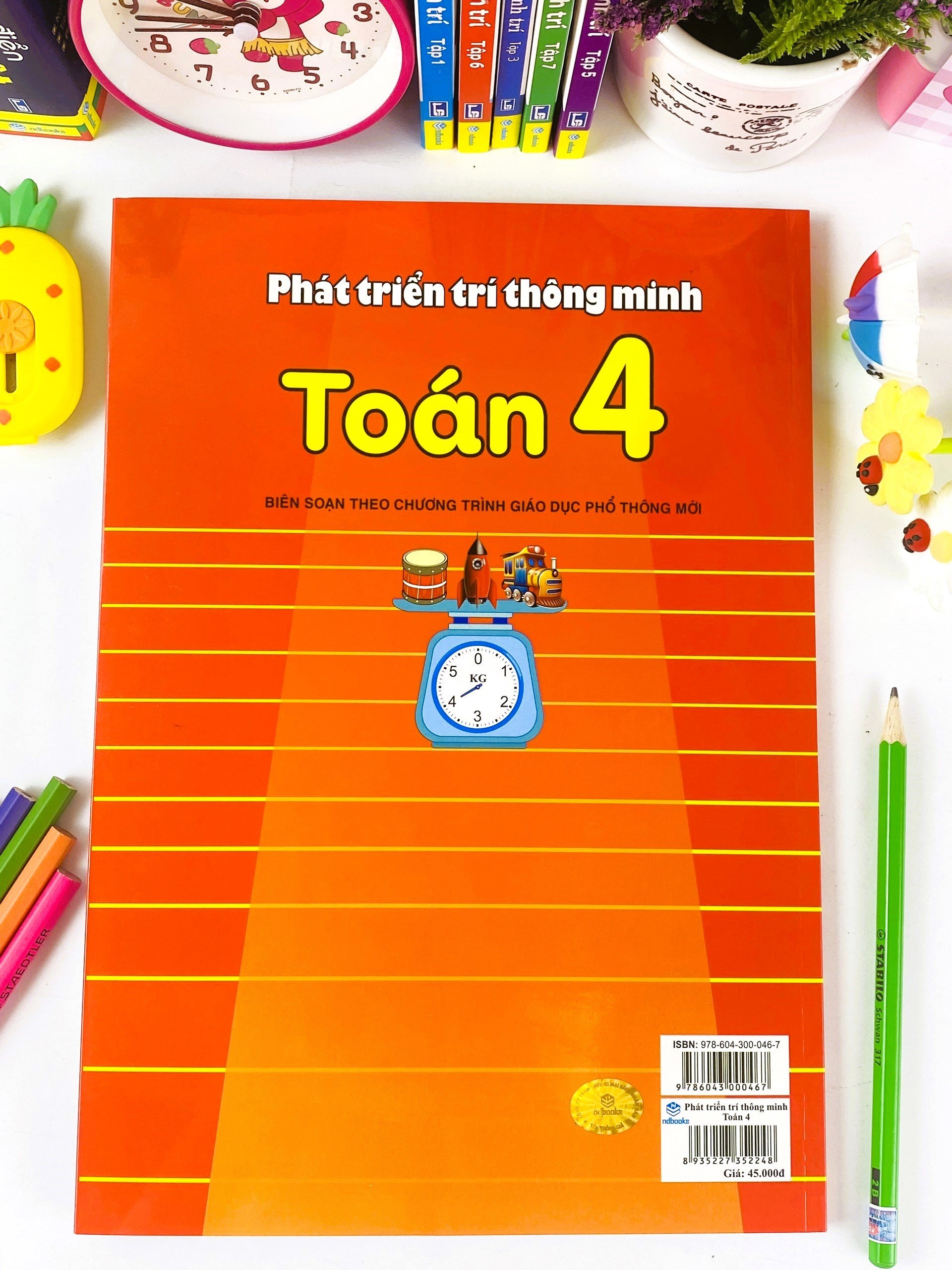 Sách - Phát Triển Trí Thông Minh Toán 4 - Biên soạn theo chương trình GDPT mới - ndbooks