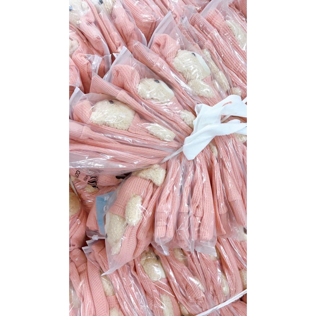 BỘ HỒNG DỆT KHÓA MŨ KÈM GẤU CHO BÉ GÁI