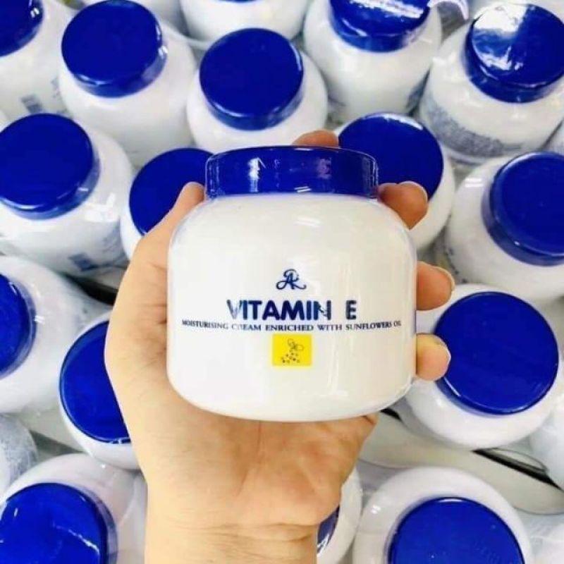 Kem dưỡng ẩm vitamin E Aron Thái Lan