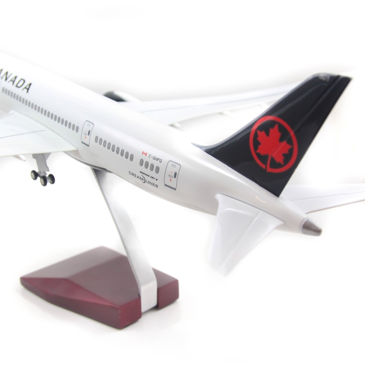 MÔ HÌNH MÁY BAY B787 CANADA AIRLINES 47CM (CÓ LED) EVERFLY