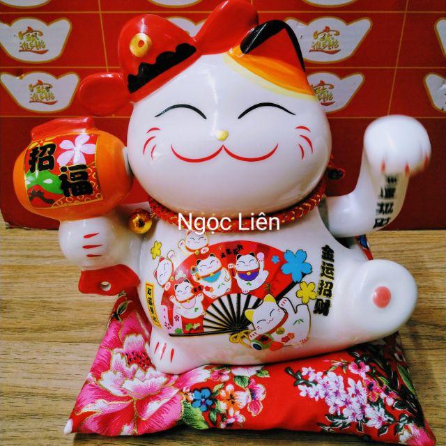 MÈO SỨ THẦN TÀI VẪY TAY