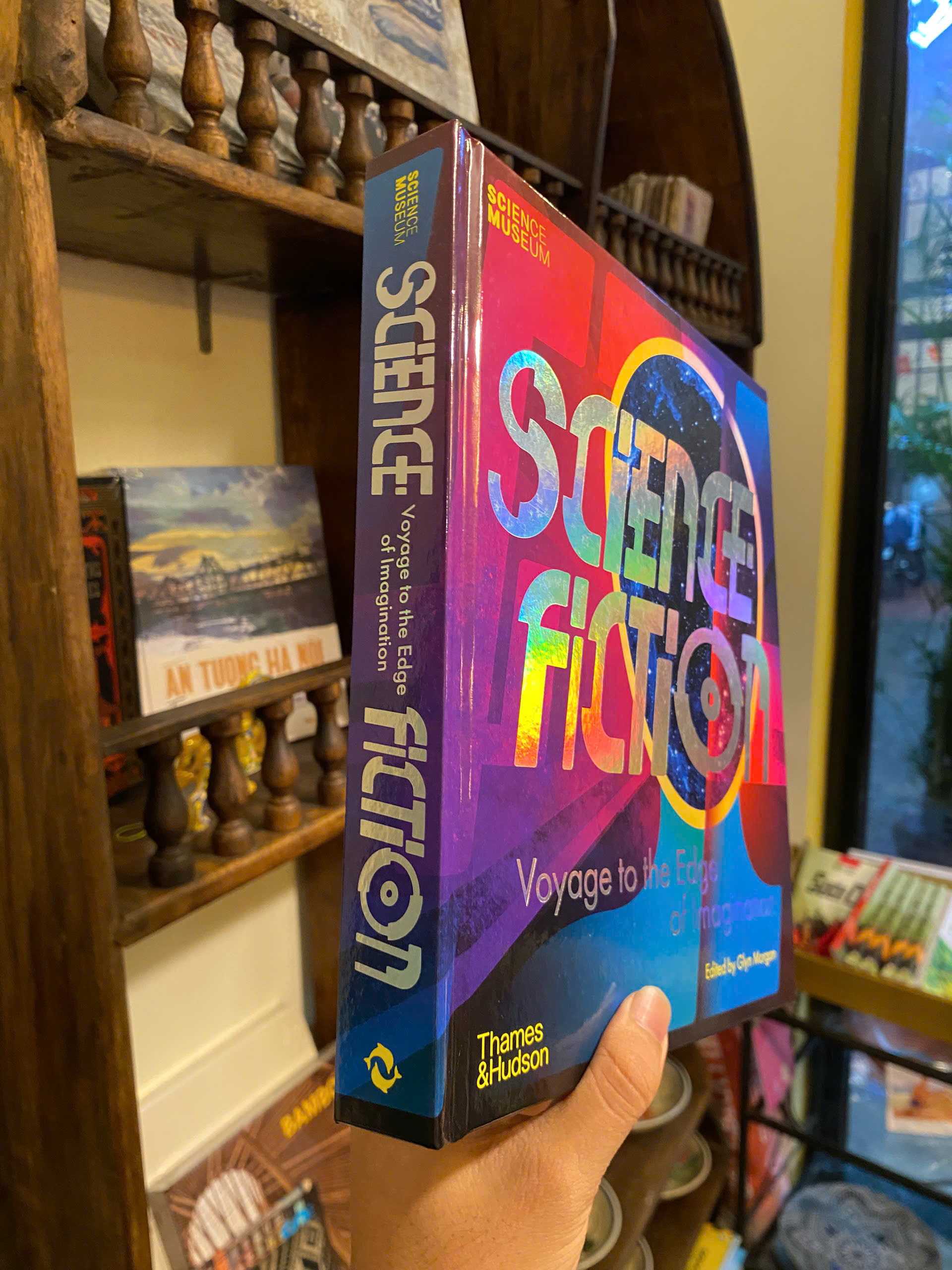 Sách - Science Fiction: Voyage to the Edge of Imagination by Glyn Morgan | English Science Book