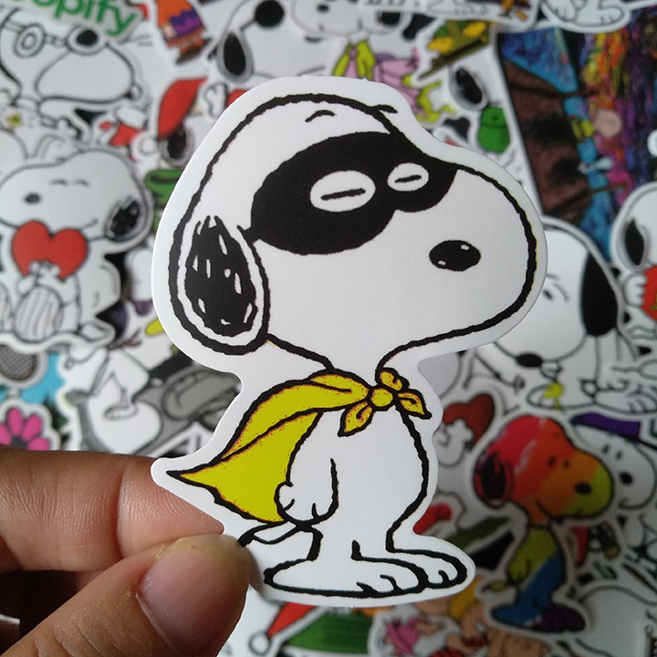 Bộ Sticker dán cao cấp chủ đề SNOOPY - Dùng dán Xe, dán mũ bảo hiểm, dán Laptop