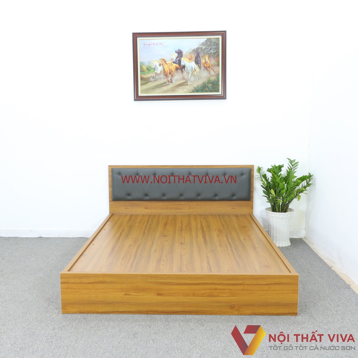 Giường Ngủ Gỗ MDF Melamine Màu Vàng Vân Gỗ Có Đầu Nệm Đen Đẹp Hiện Đại