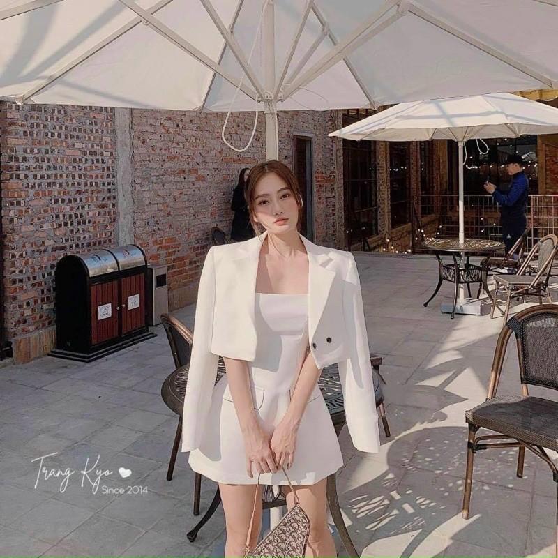 Set đầm 2 dây kèm áo khoác vét chất tuyết mưa -U