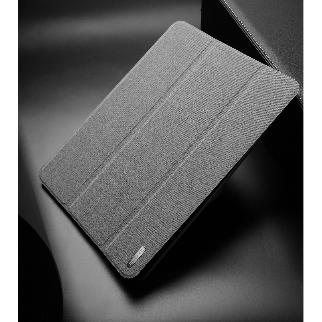 Bao da chống sốc kèm khay đựng bút cho Apple iPad New 9.7 thương hiệu DUX DUCIS Domo Series cao cấp - Hàng nhập khẩu.