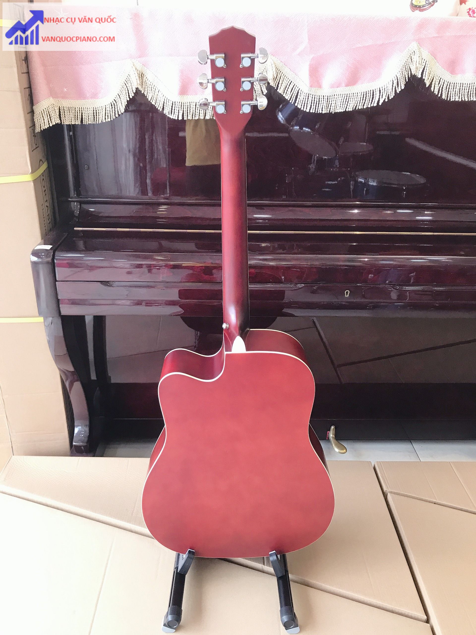 Đàn Guitar Acoustic Rosen R 135 + Tặng Kèm Bộ Phụ Kiện 6 Món