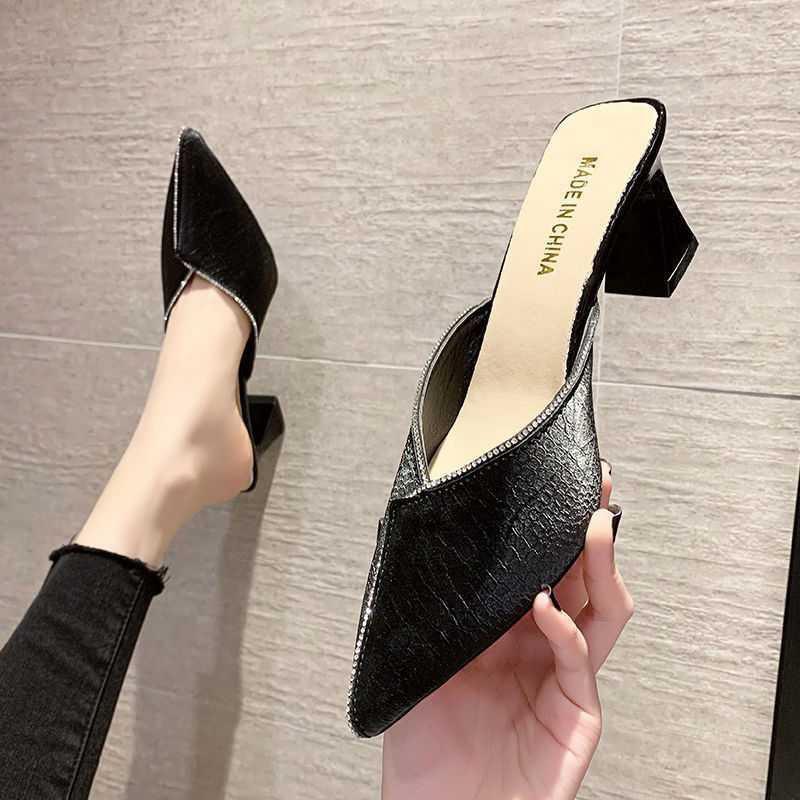 Dép sục nữ cao 7 phân viền đá