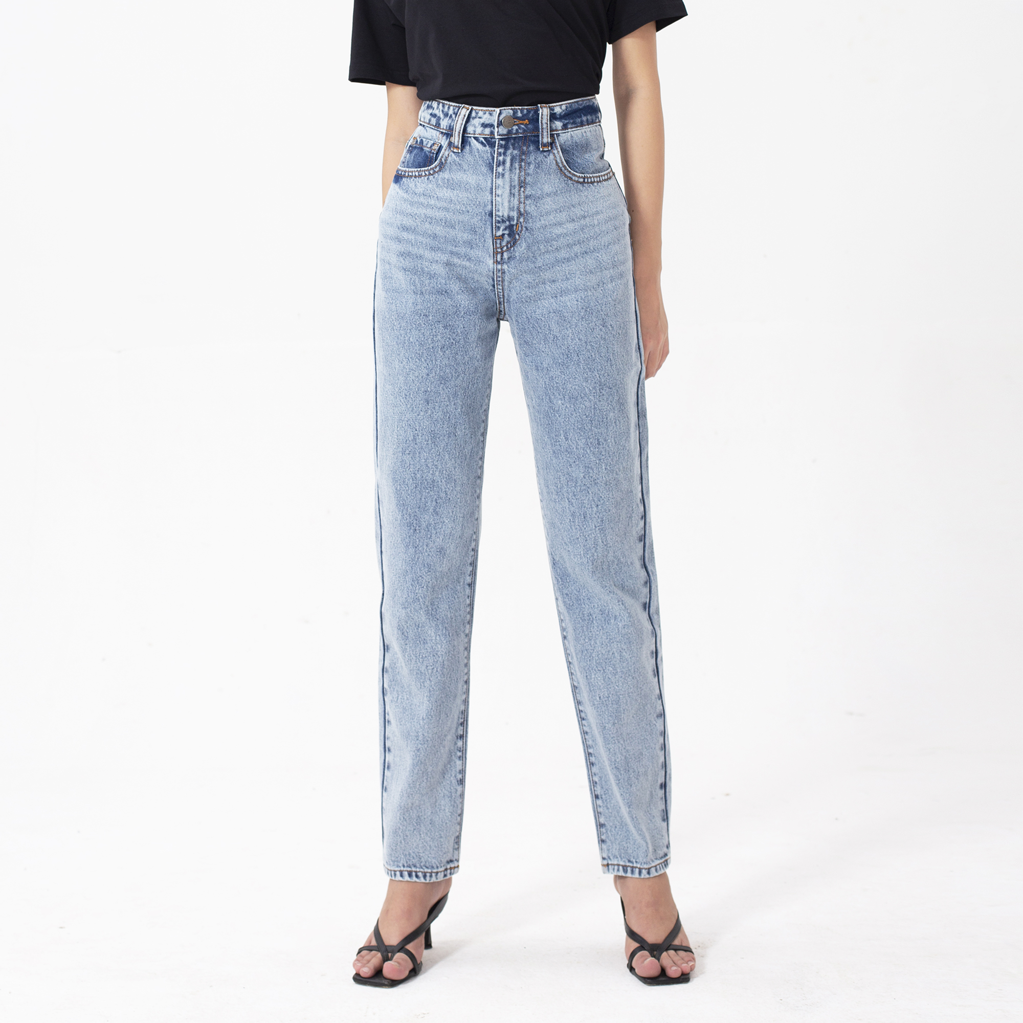 Quần Mom Jeans Light Blue Aaa Jeans