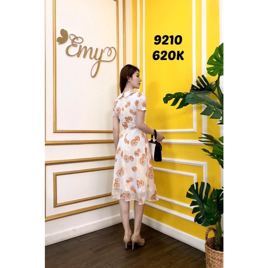 Đầm EMY EM9210 Xoè Hoa Phối Cổ Lá