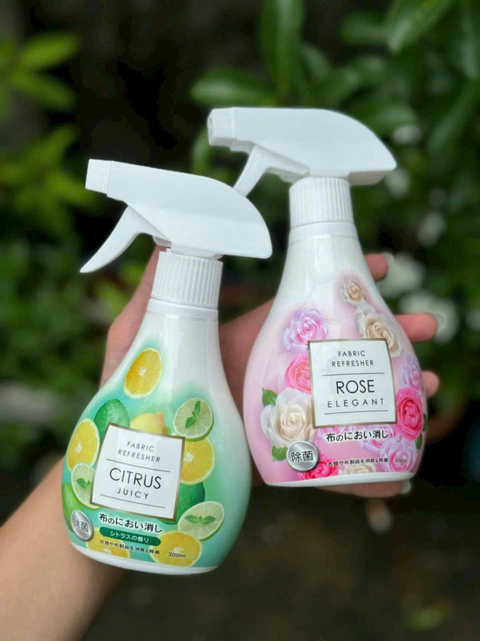 Chai Xịt Khử Mùi Và Làm Thơm Quần Áo 300ml