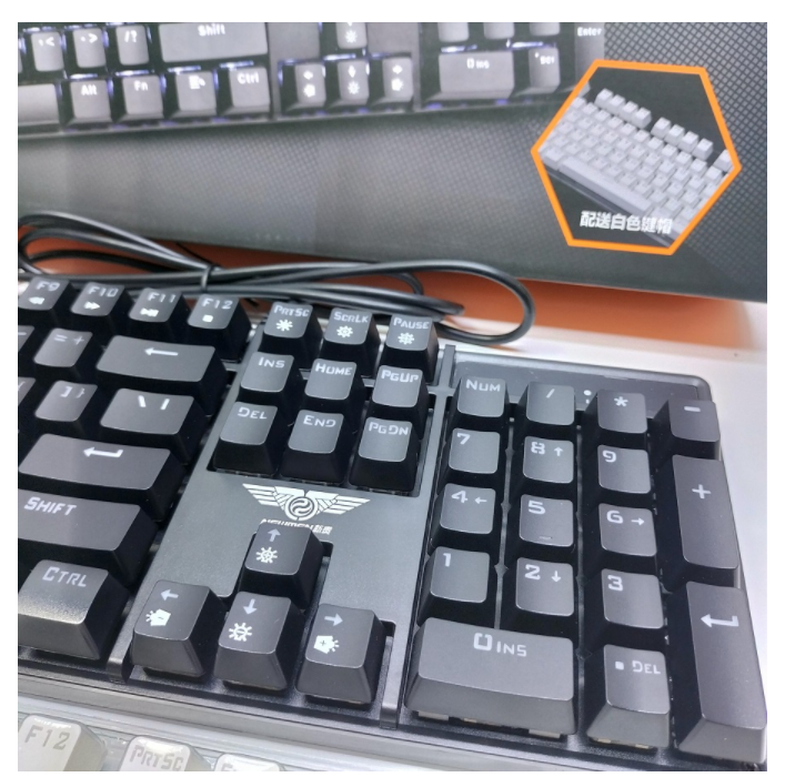 Bàn phím cơ Newmen GM330 (DIY, Hotswap, Extra Keycap) - Hàng chính hãng