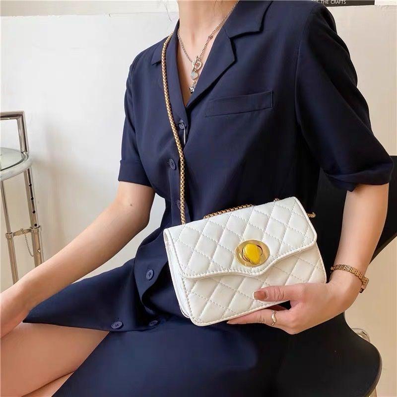 Túi Da Nữ Đeo Vai Quai Xích Khóa Hạt Đá Mẫu Mới