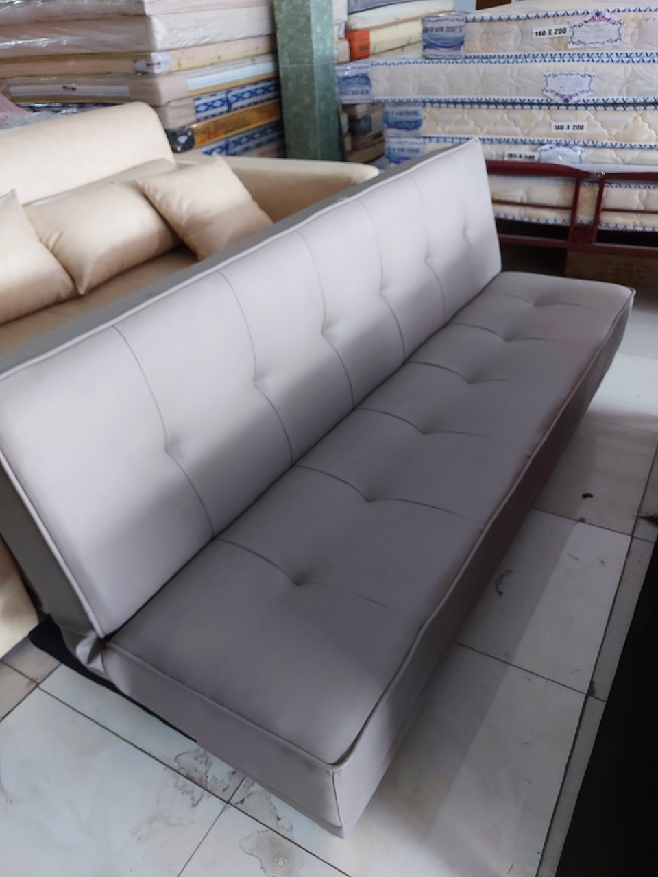 Sofa giường  Special 1m7 da màu xám tùy chọn Juno Sofa