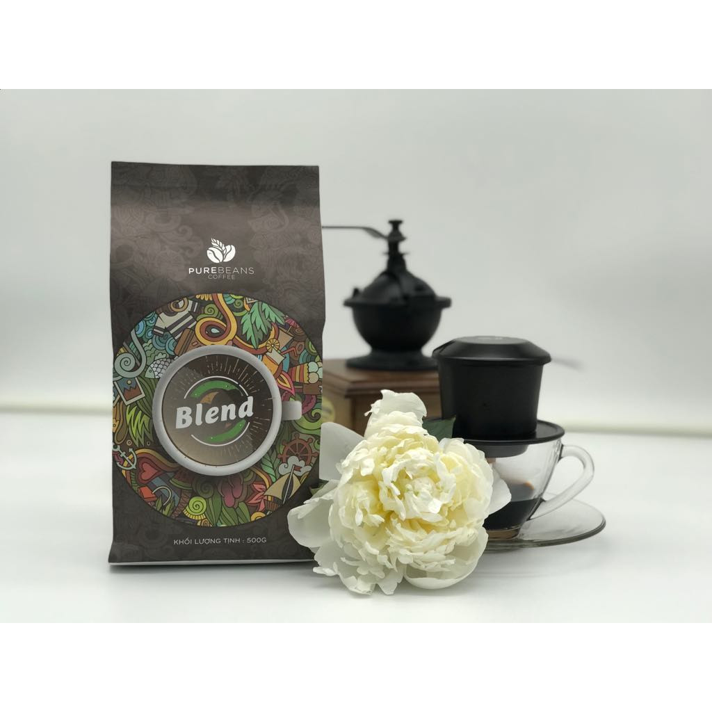 Cà Phê PureBeans Blend (500gram) sự kết hợp hài hòa giữa 70% Robusa và 30% Arabica tạo ra ly cà phê chuẩn vị luôn mang đến sự tươi mới trong từng sản phẩm sạch, nguyên chất và thật