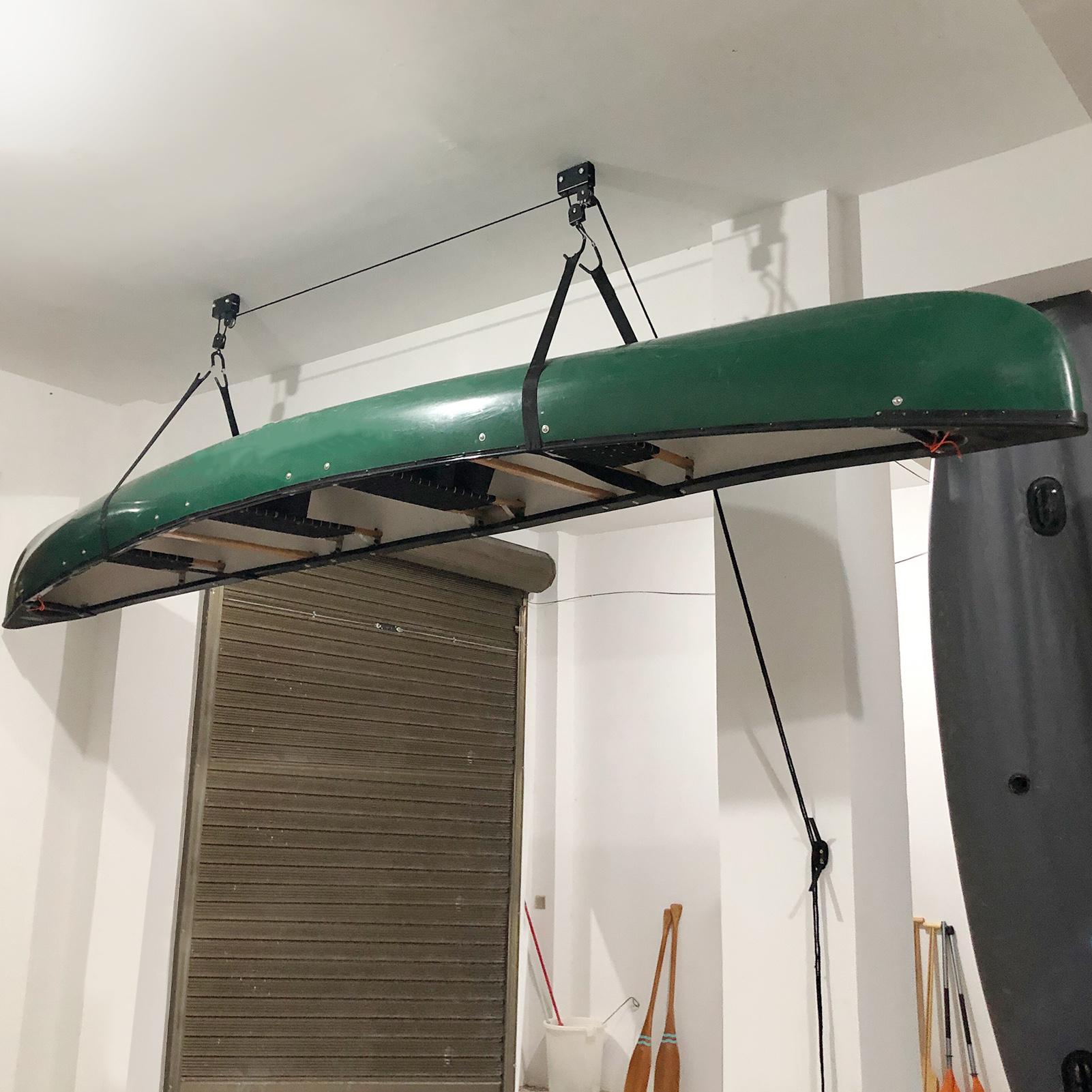 Giá treo cất trữ thuyền kayak, thiết kế với một lớp phủ cao su để bảo vệ khỏi trầy xước
