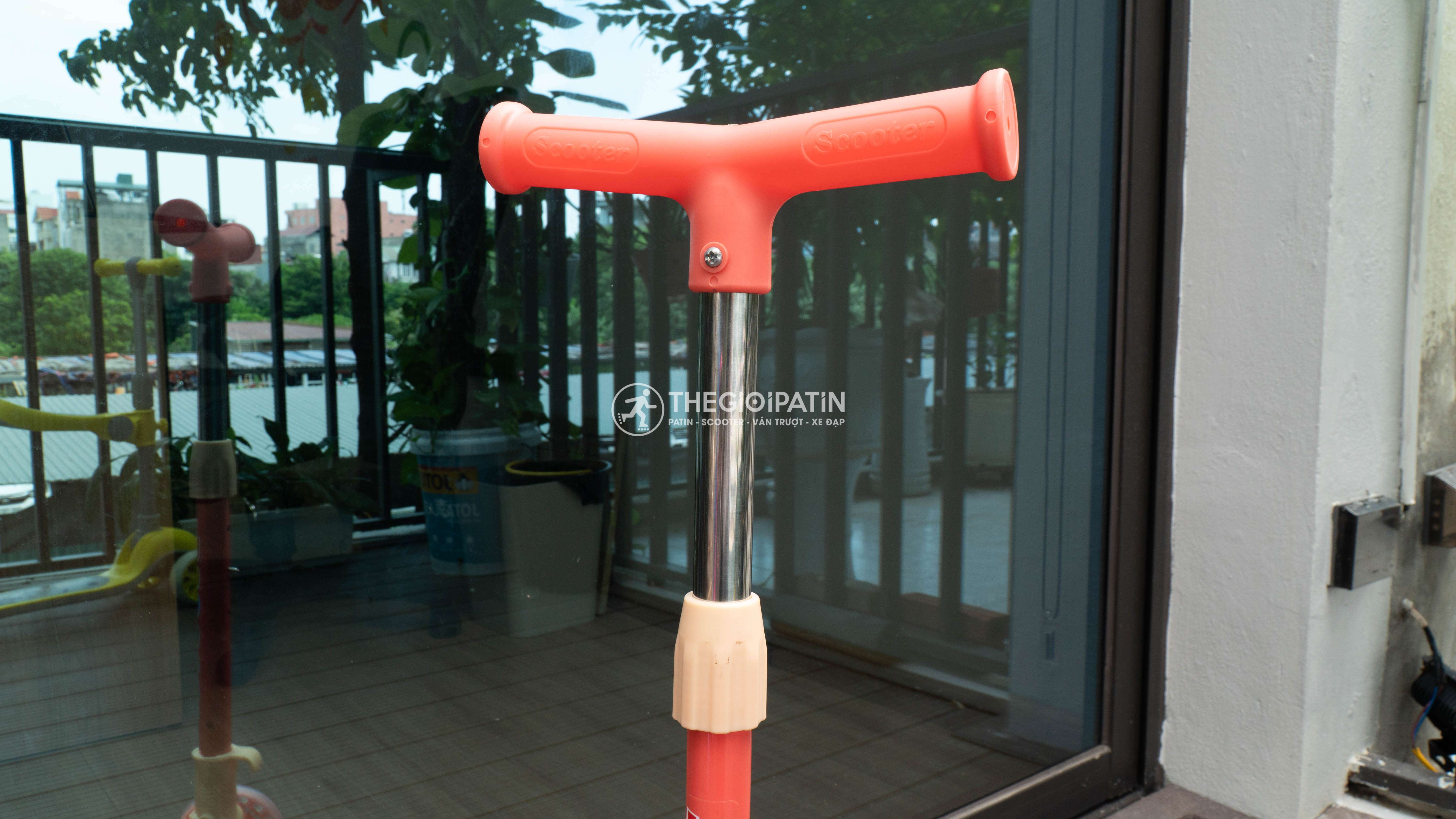 Xe Scooter cho trẻ em xe trượt êm bền đẹp 2 màu ảnh thật
