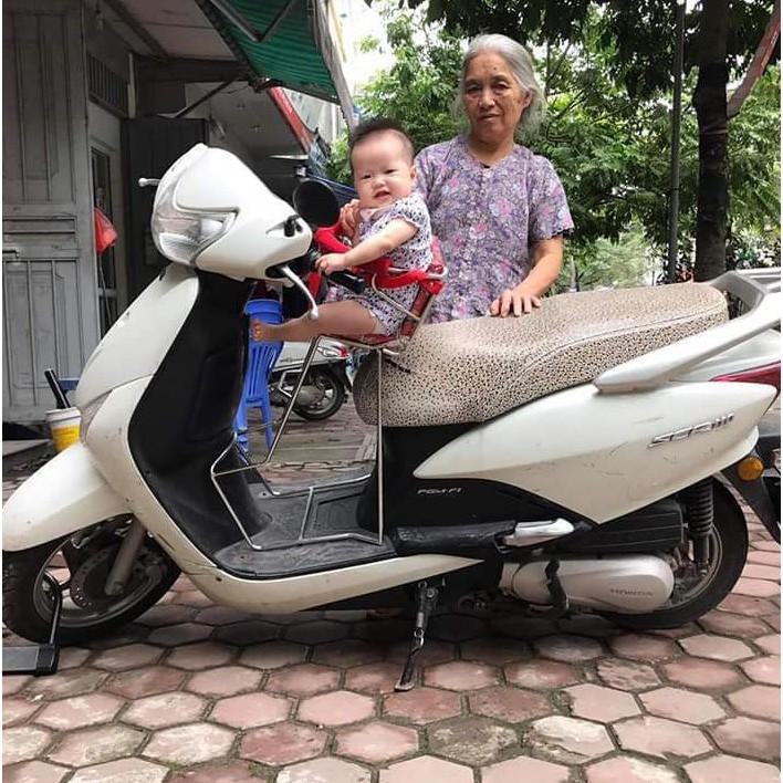 Ghế ngồi xe máy cho bé dùng cho Xe Ga Đủ Loại, Yên Nệm, Có Tựa, An Toàn Cho Bé