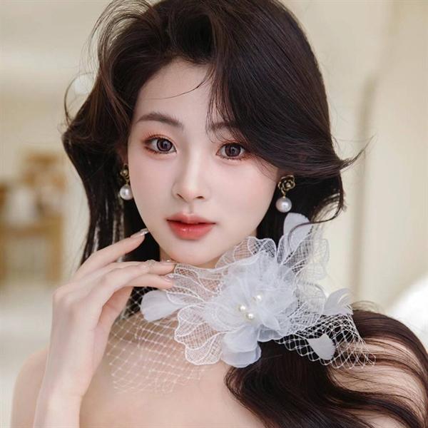 Choker hoa voan lớn đẹp mẫu mới 2024