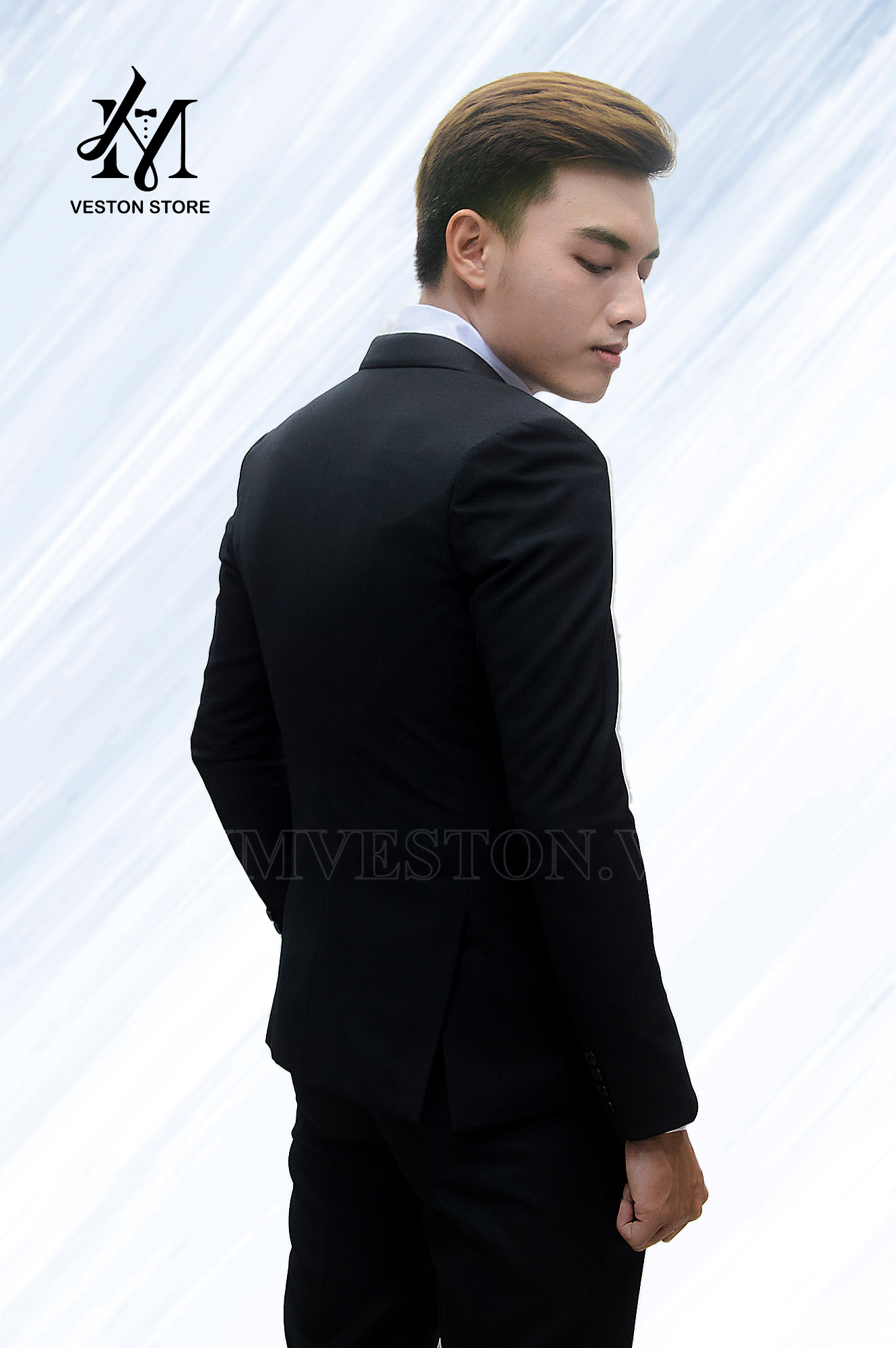 Bộ vest nam 1 nút ôm body màu đen vải mỏng nhẹ
