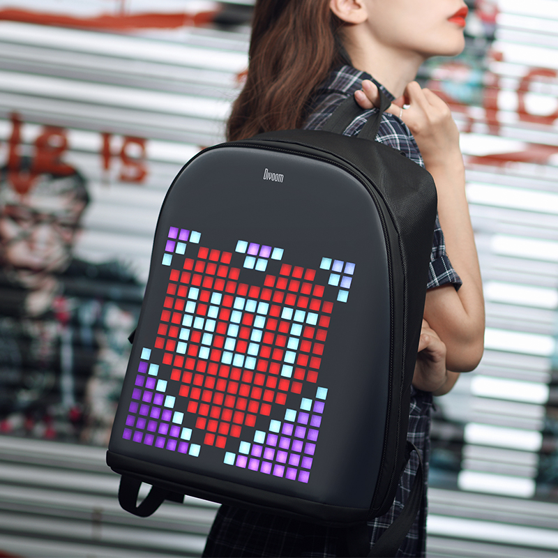 Balo Divoom – Pixoo backpack có màn hình LED tùy chỉnh bằng APP, ngăn chứa lớn vừa Laptop 13 Inch, chống thấm nước cho hoạt động ngoài trời