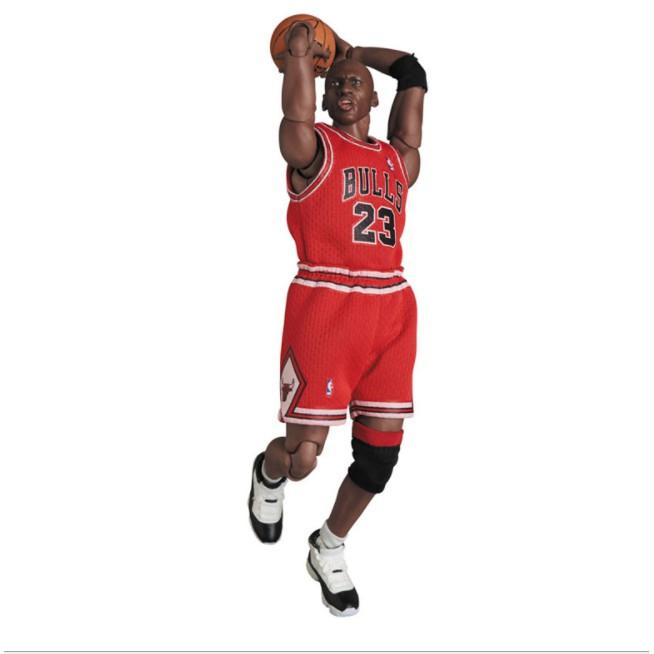 Mô Hình Figure Ngôi sao bóng rổ NBA quần áo thực số 23 có khớp 16cm