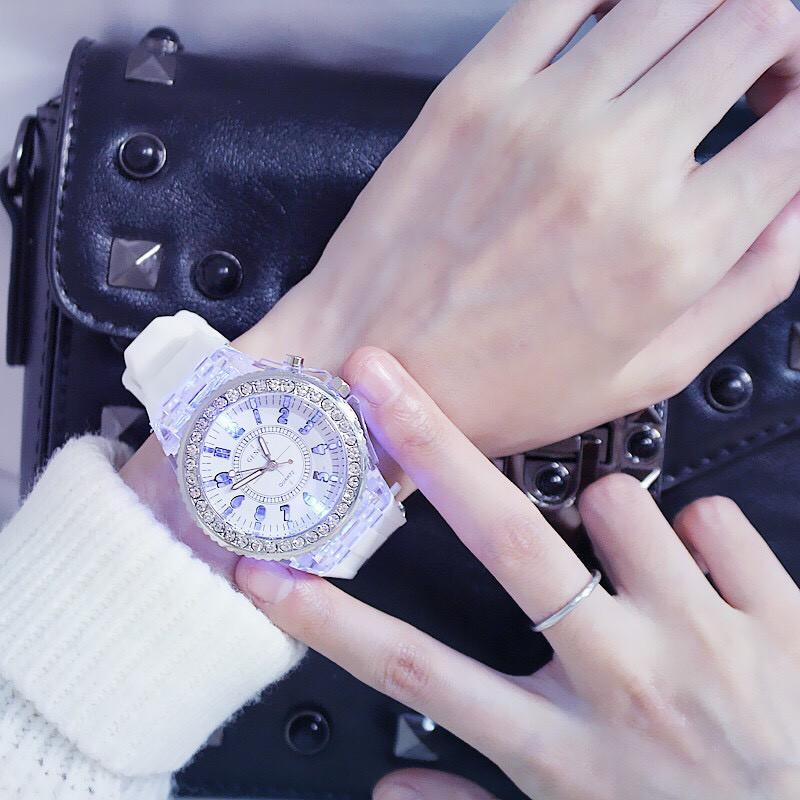 Đồng hồ đeo tay thời trang Hakiko nam nữ cực đẹp DH44