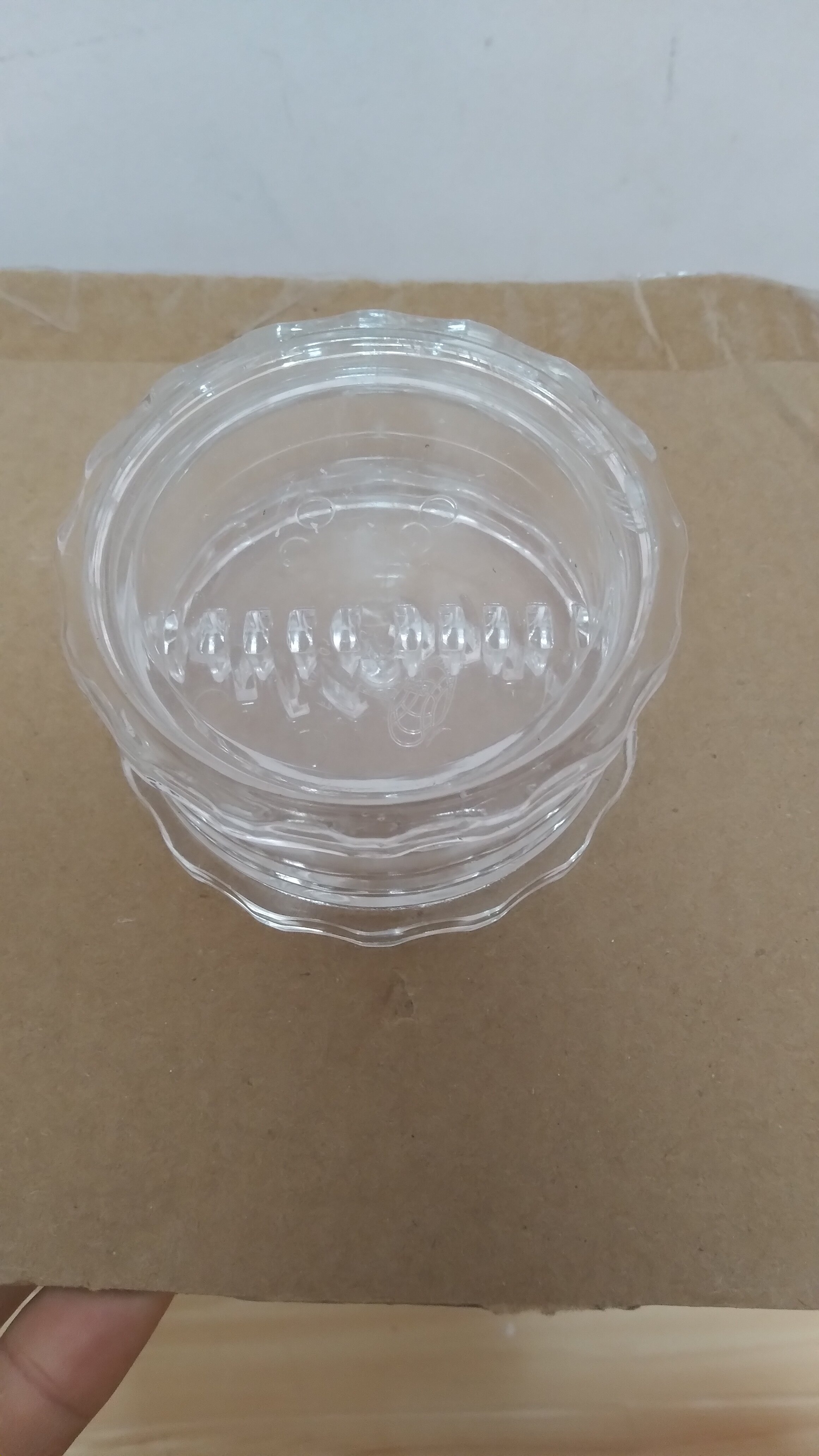 Dụng cụ xay tỏi,ớt,gừng cầm tay nhựa trong Acrylic cao cấp Size 8*4.2cm