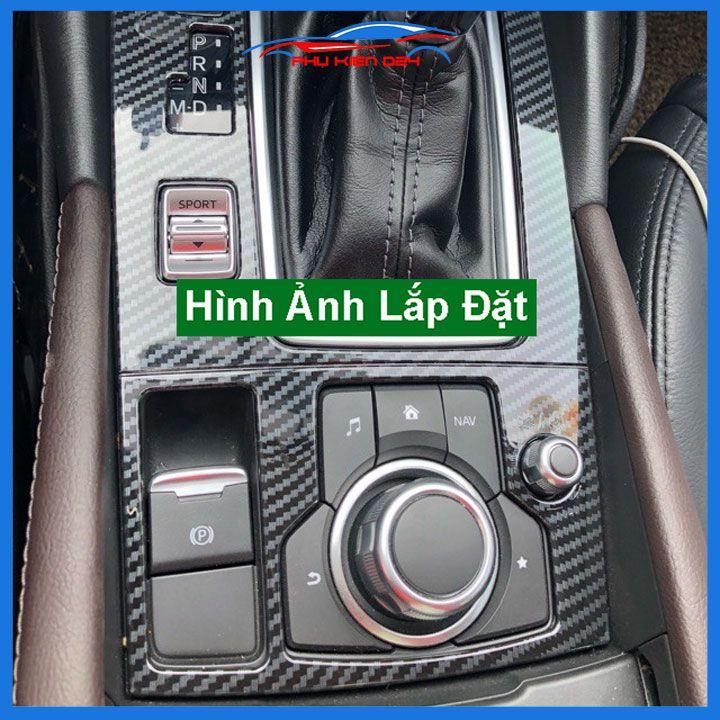 Ốp nội thất Mazda 3 2017-2018-2019 vân Cacbon bảo vệ chống trầy xước và làm đẹp xe