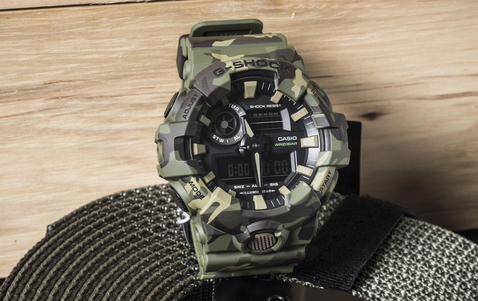 Đồng Hồ Nam Casio G Shock GA-700CM-3ADR Dây Nhựa Màu Quân Đội - Đèn Led Chiếu Sáng Cực Mạnh