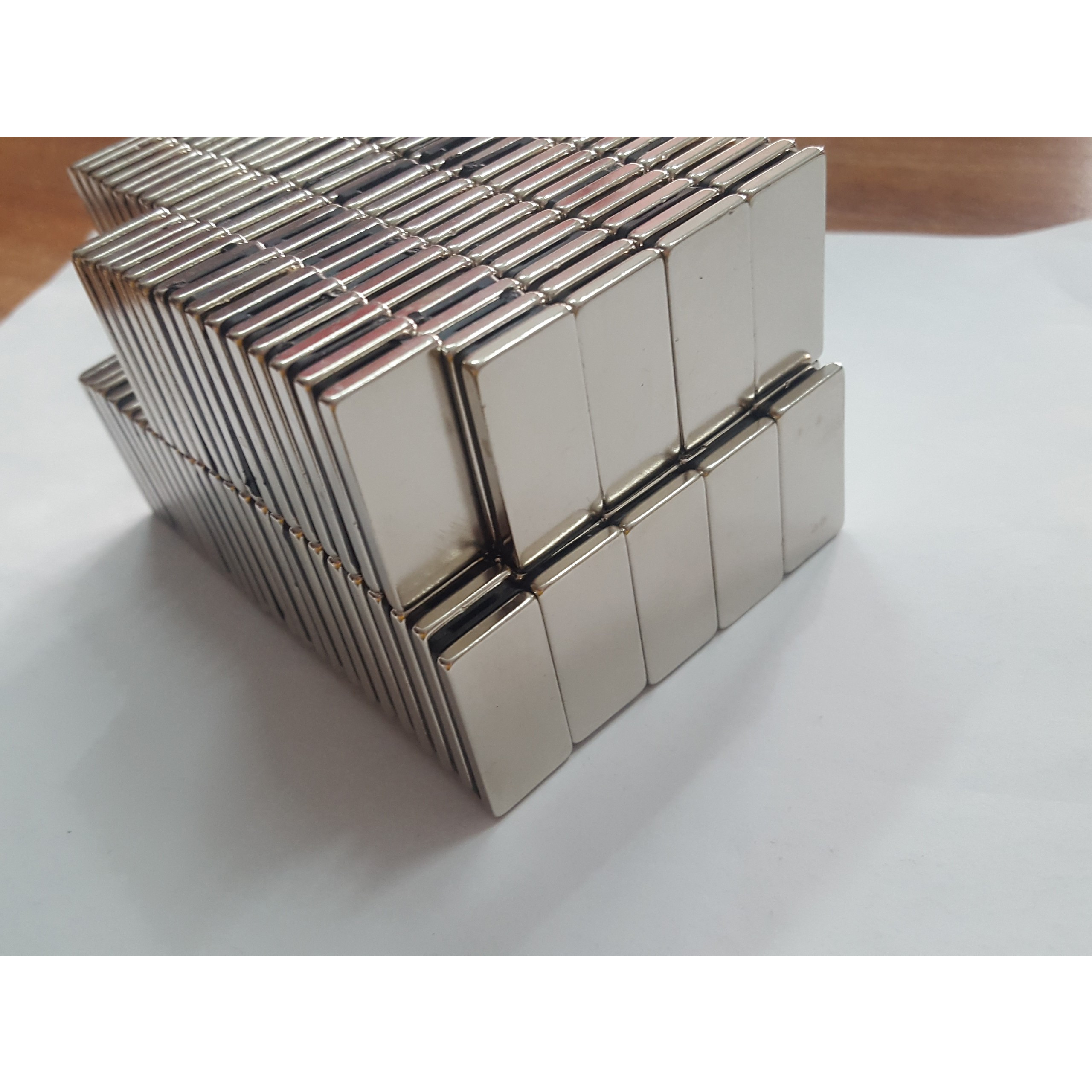 Nam châm viên đất hiếm 30x15x3mm