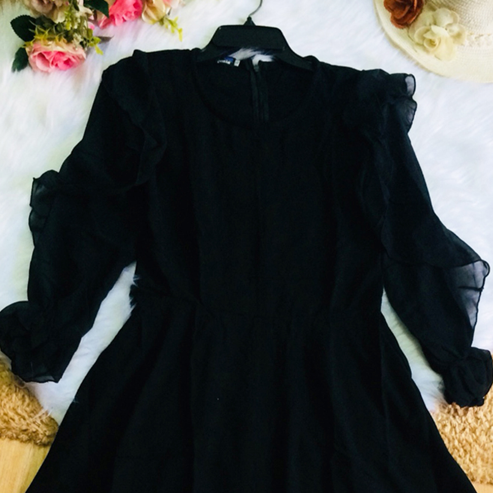 Đầm Xòe Phối Tay Lưới Bèo-Size M